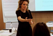 Gati 2 muaj nga humbja e Gerti Bogdanit, Edlira Çepani rikthehet në krye të aktiviteteve